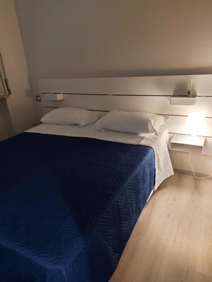 Fare Bnb - Room Del Parco レッジョ・エミリア エクステリア 写真