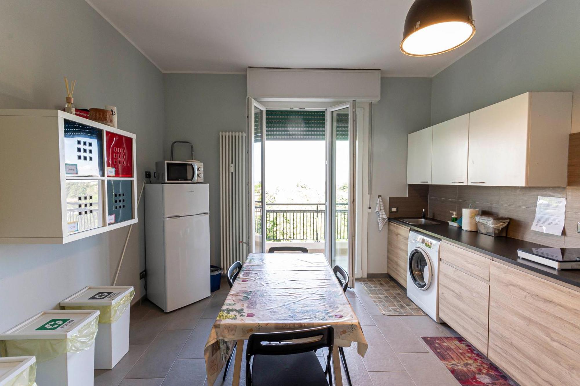 Fare Bnb - Room Del Parco レッジョ・エミリア エクステリア 写真