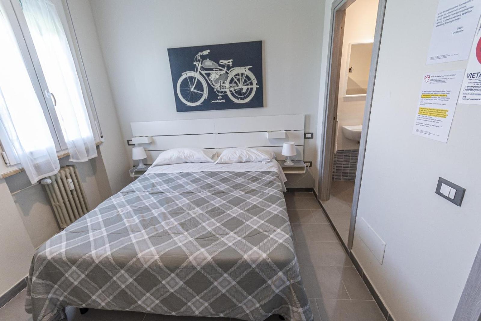 Fare Bnb - Room Del Parco レッジョ・エミリア エクステリア 写真